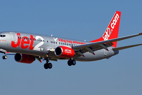 Jet2: compagnia aerea e TO chiudono per due mesi