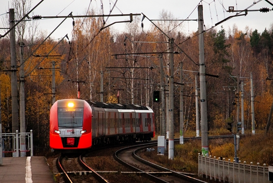 TRENITALIA, MOBILITÀ SEMPRE PIÙ SICURA E SOSTENIBILE A SUPPORTO DEL TURISMO E DELLA CRESCITA DEL PAESE TRENITALIA, MOBILITÀ SEMPRE PIÙ SICURA E SOSTENIBILE A SUPPORTO DEL TURISMO E DELLA CRESCITA DEL PAESE